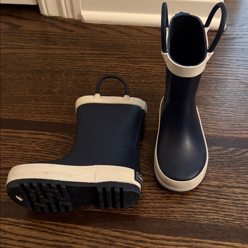 Tucker Tate Rain Boots EUC Navy Size 7